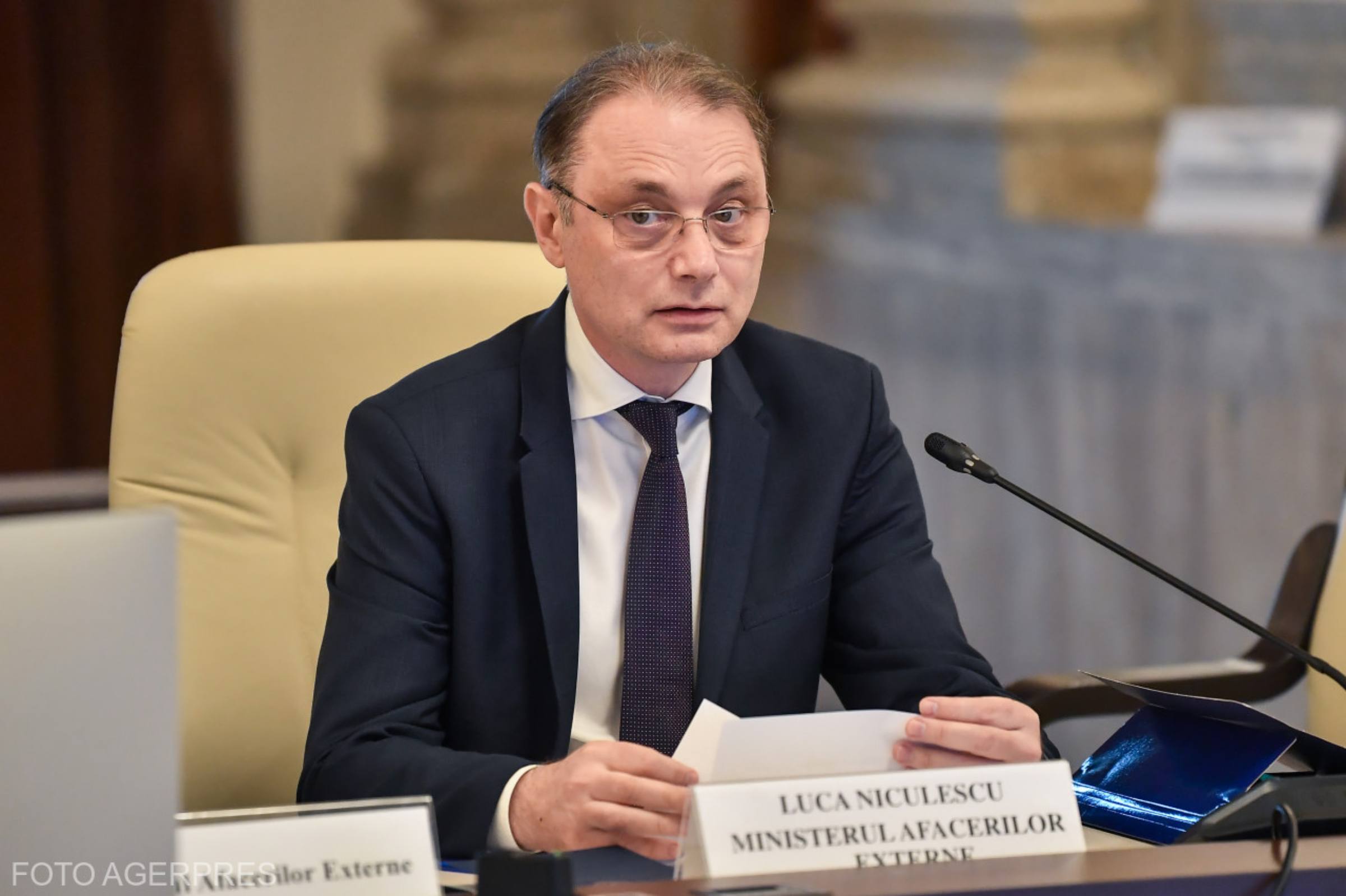 Niculescu derűlátó, és hibrid vagy szakértői kormányt is el tud képzelni – kár, hogy a PSD mindkettőt elutasítja