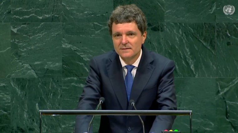 Nicușor Dan államfő újabb egyeztetésekre várja hétfőn a pártokat