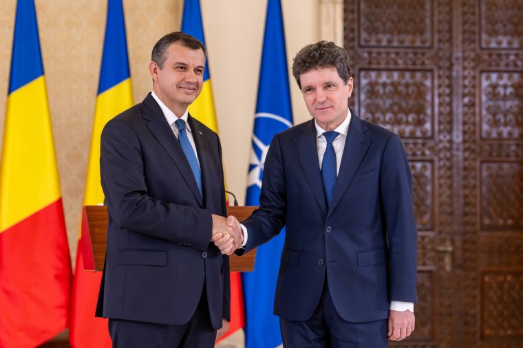 Megjelent a Hivatalos Közlönyben az Eugen Tomac miniszterelnökké jelöléséről szóló elnöki rendelet