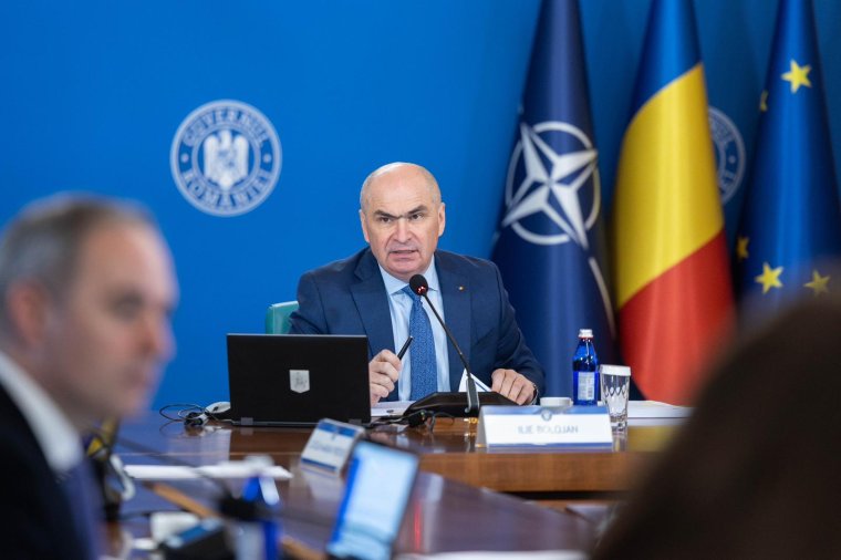 Nem csökkennek a közalkalmazotti bérek az új törvény elfogadása után – ígéri Bolojan