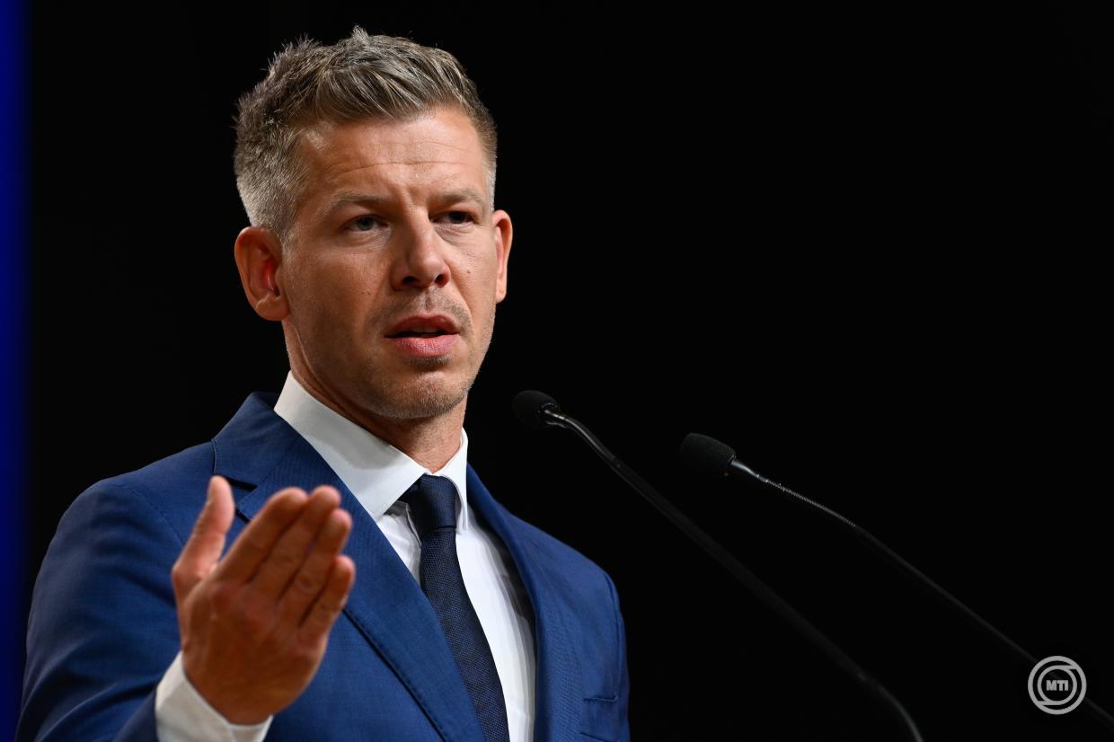 Magyar Péter az RMDSZ-ről: részt vettek a hazugságkampányban, de miniszterelnökként együttműködne velük