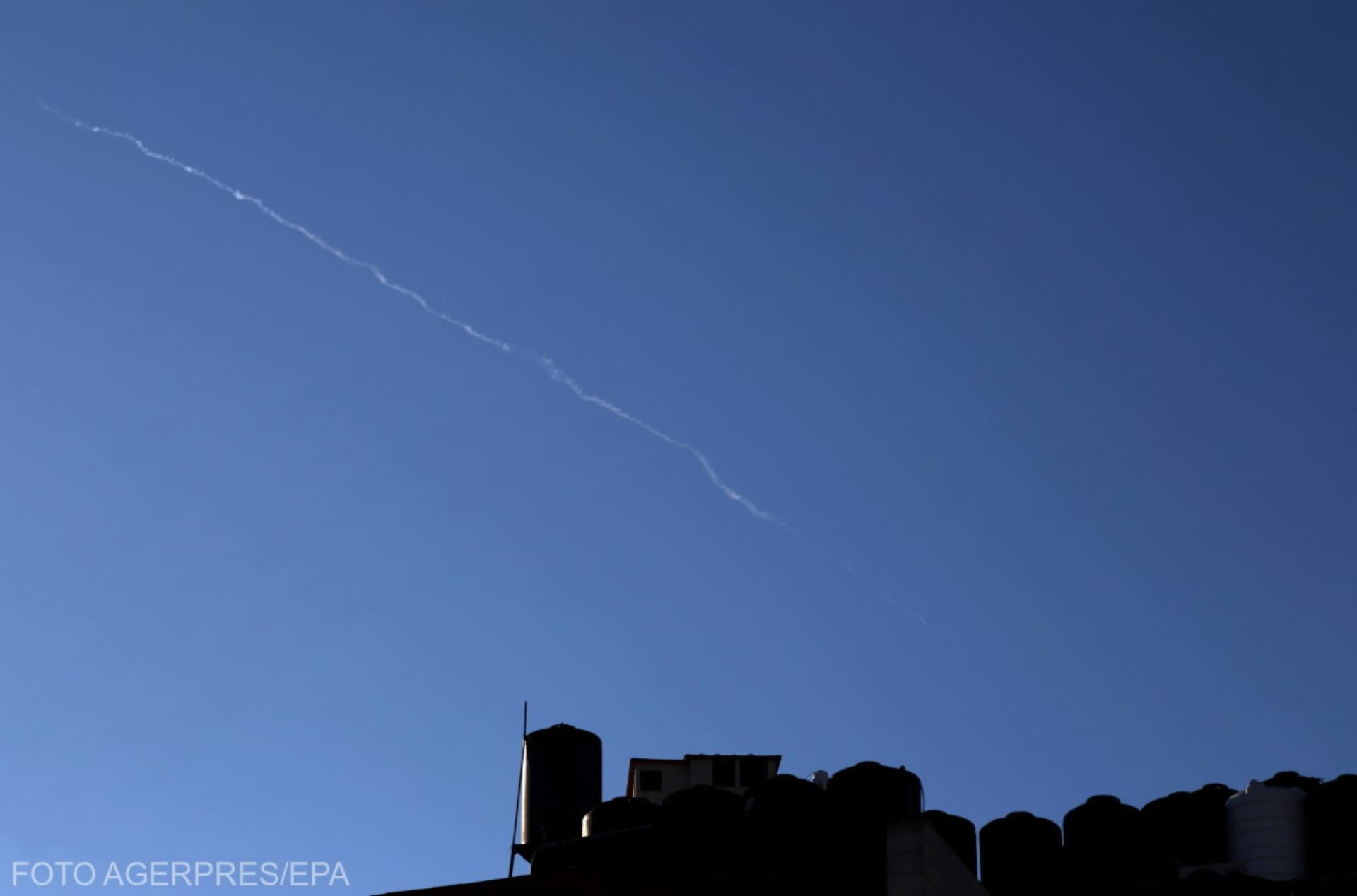 Mintegy 300 román állampolgár Izraelből Egyiptomba távozik