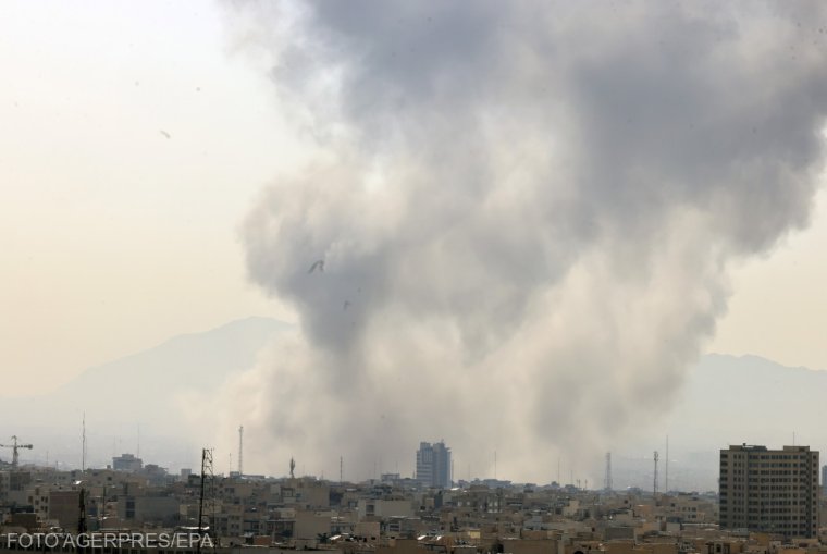 Harmincnégy járatot töröltek Bukarestben a közel-keleti helyzet miatt, ezer román állampolgár kért konzuli segítséget