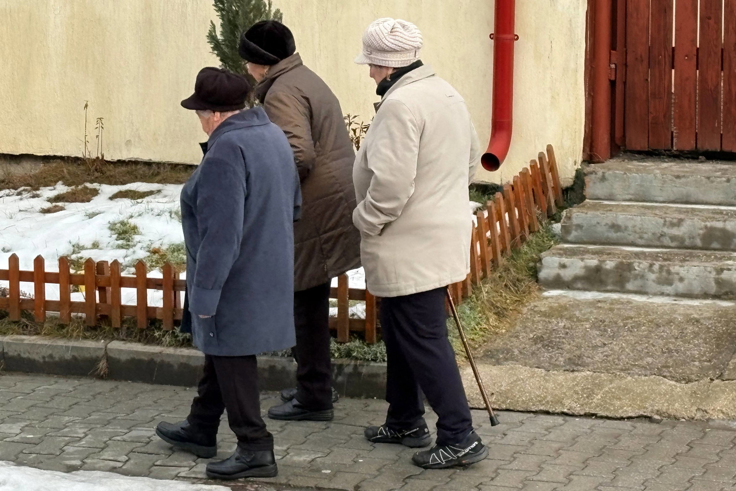 INS: 2025-ben 42 ezerrel csökkent a nyugdíjasok száma az előző évhez képest