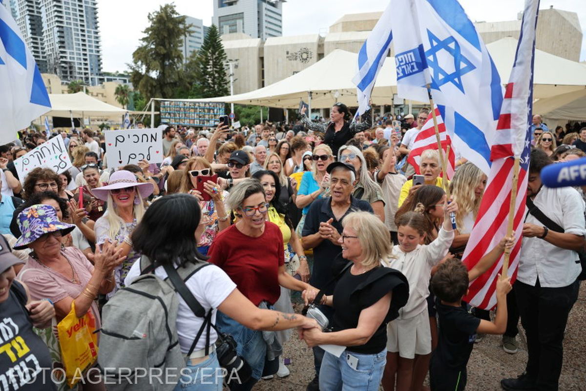 Izrael és a Hamász aláírta a tűzszüneti és túszalku-megállapodás első szakaszát