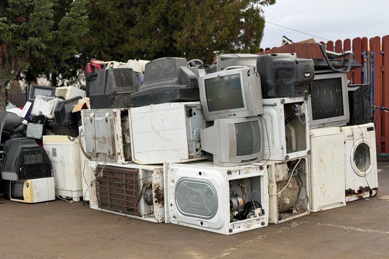 Ismét elszállítják az elektromos hulladékokat