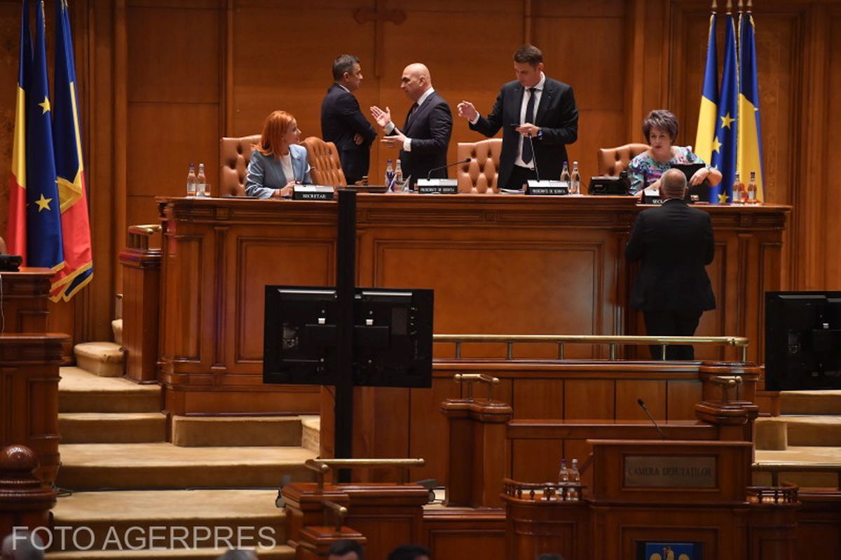 Bolojan: Annak az árát fizetjük, hogy a politikai osztály nem vette tudomásul a költségvetési realitásokat
