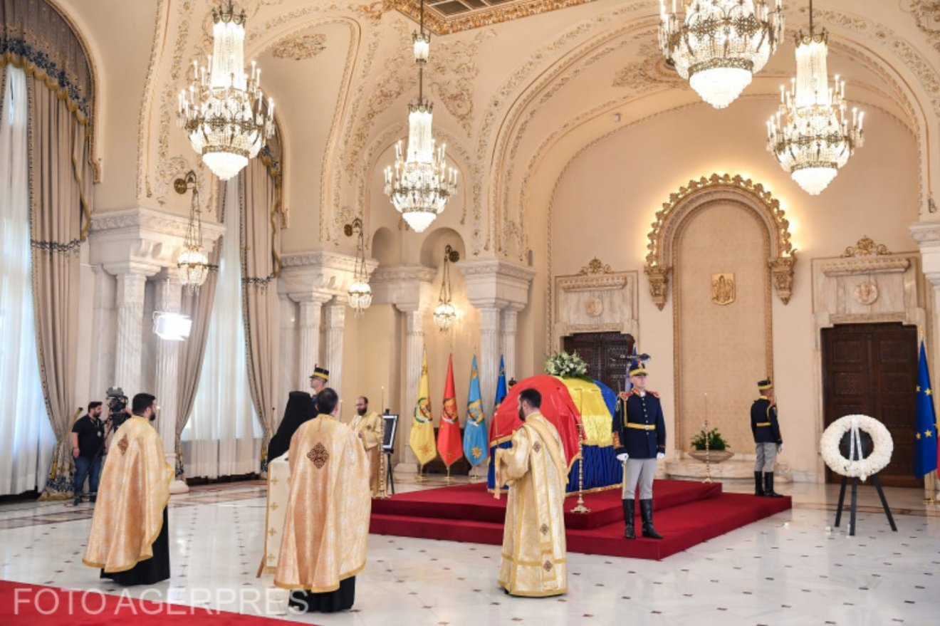 Ion Iliescu gyászszertartása: a volt államfő koporsóját a Cotroceni-palotában ravatalozzák fel