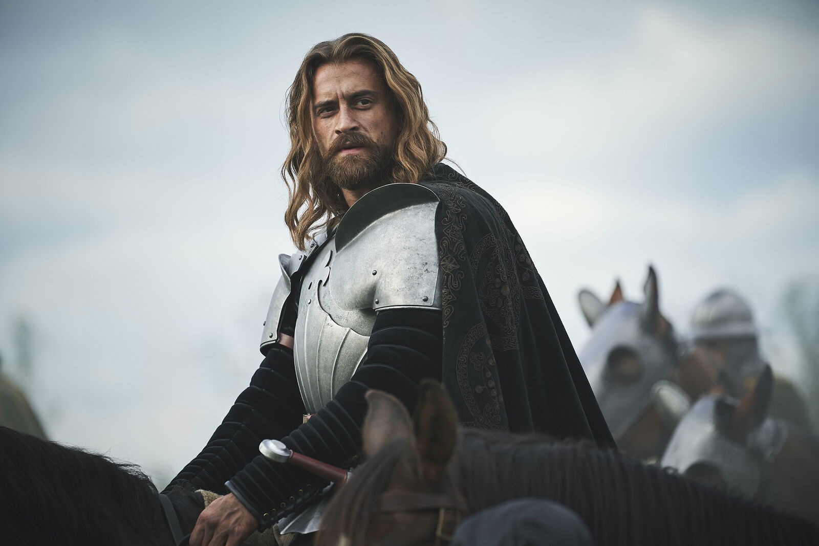 A nagy sikerű Hunyadi tévéfilmsorozat írója lesz Nagyvárad vendége