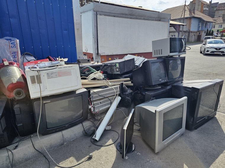 Ismét elszállítják az elektromos hulladékokat