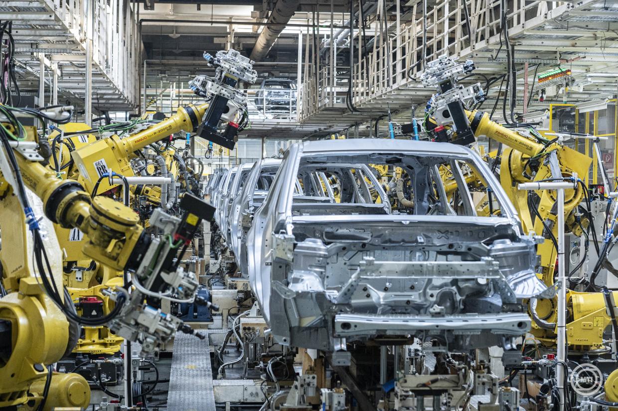 Csökkent tavaly a gépkocsigyártás Romániában az előző évhez képest