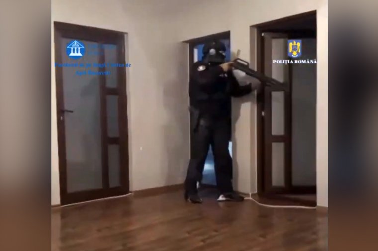 Spontán konfliktus fajult verekedéssé Nagyváradon, nőket is bántalmaztak