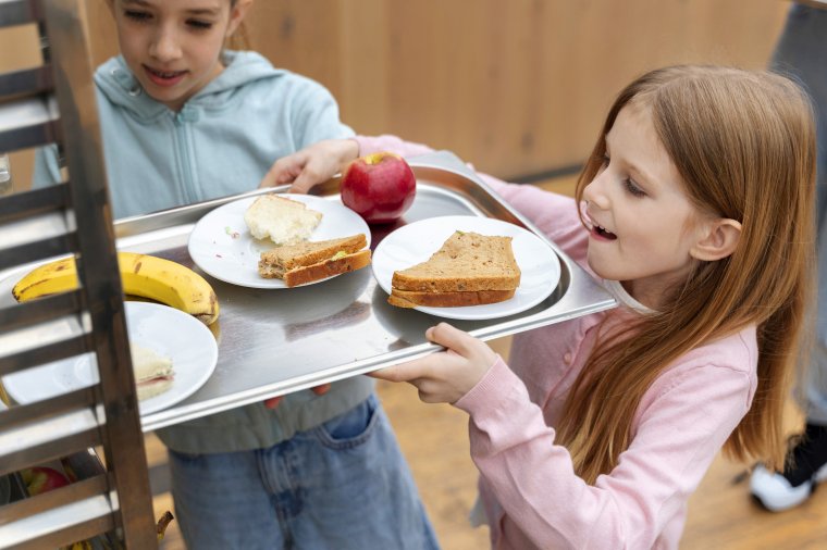 Egészséges étkezés: folytatódik az óvodásokat és iskolásokat ellátó étkeztetési program