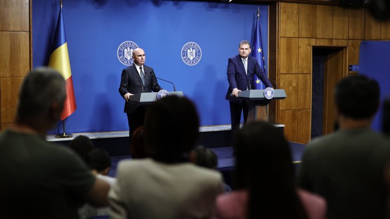 Egységes bértáblát és létszámcsökkentést javasol a kormány a költséghatékonyság jegyében