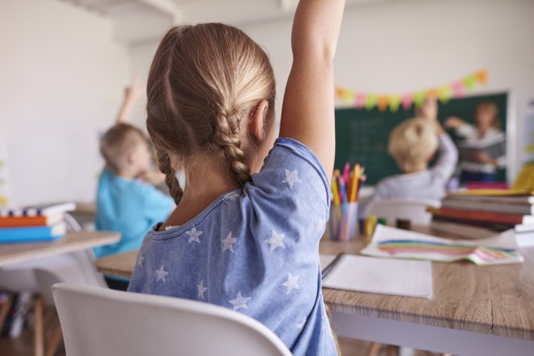 Megmaradhatnak a kisebb létszámú magyar iskolák