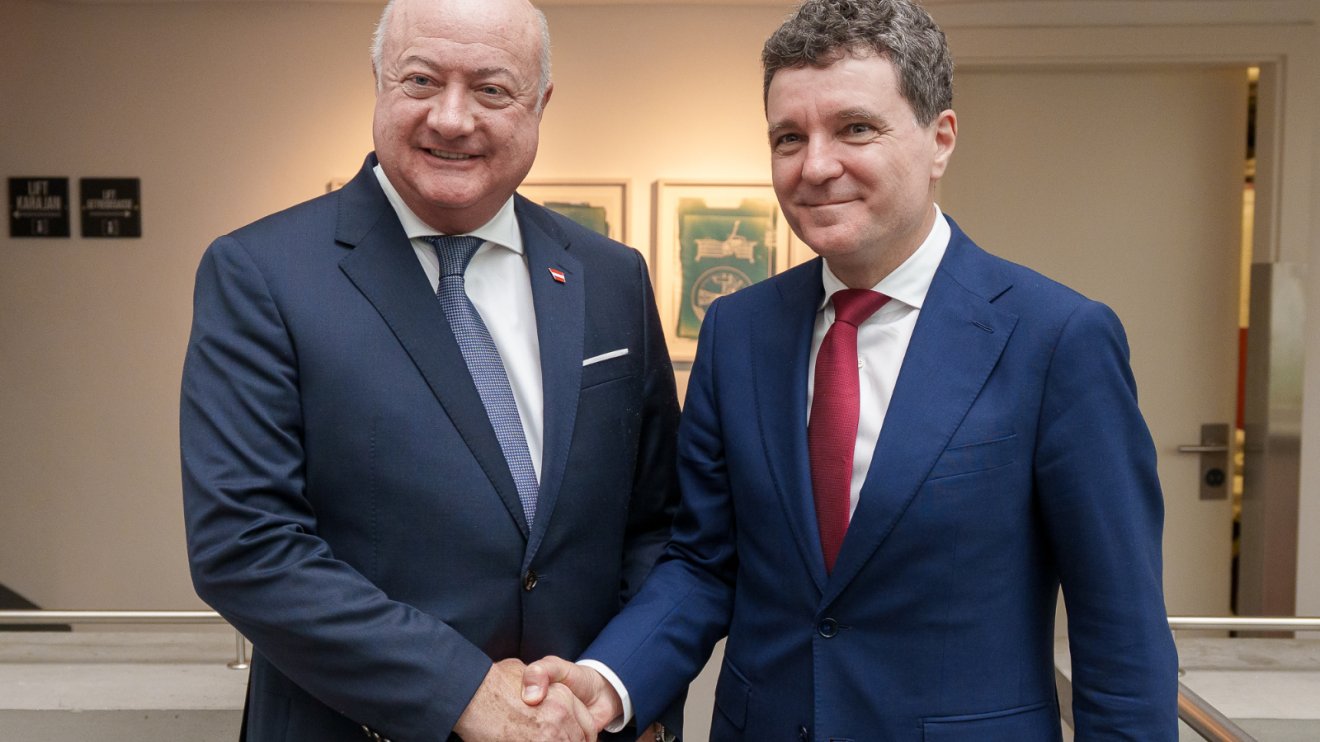 Christian Stocker osztrák kancellárral tárgyalt Salzburgban Nicușor Dan államfő