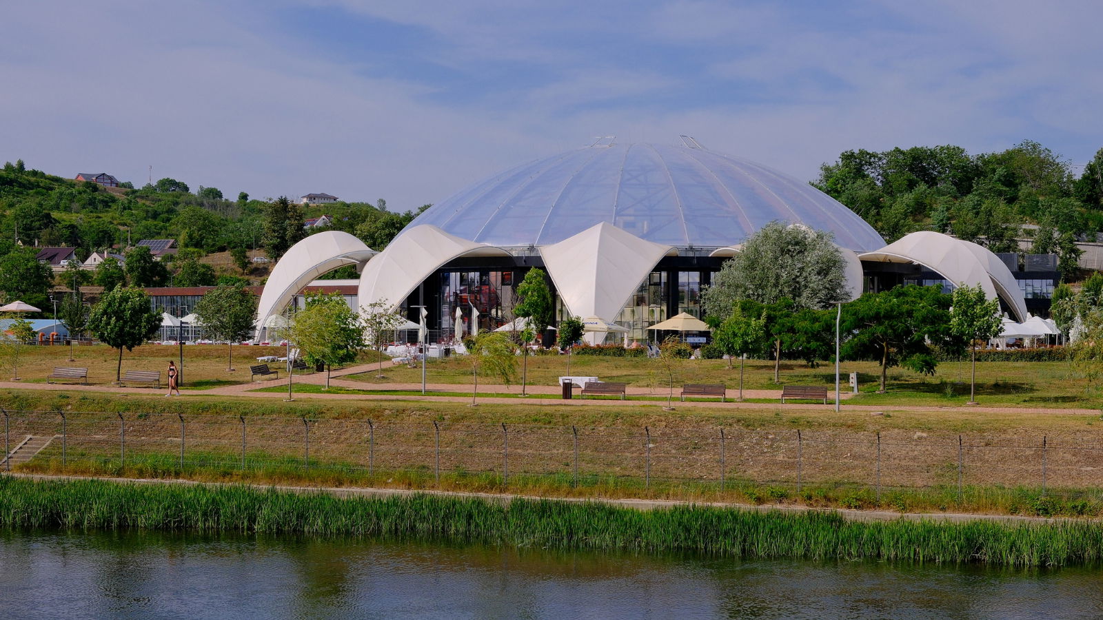 Országszerte meleg lesz a következő két hétben, záporok csak a hét első felében várhatók