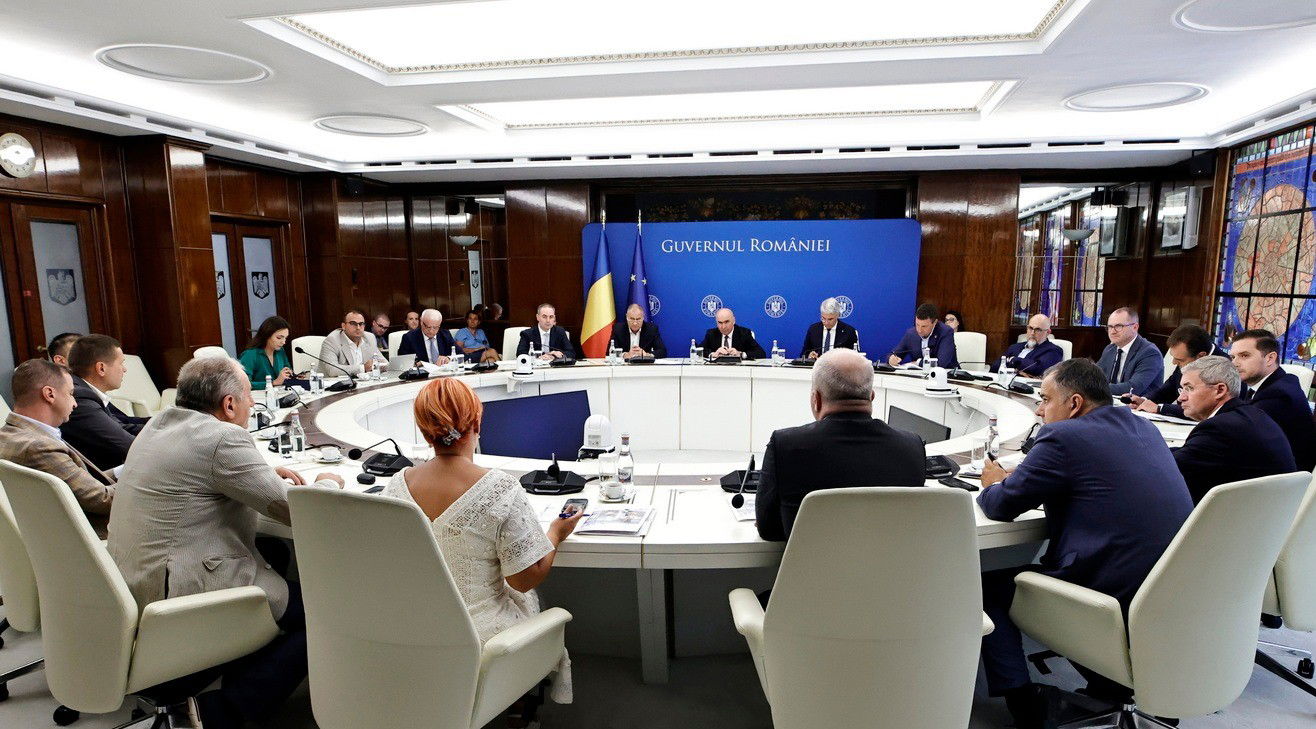 A PNL támogatja, a PSD módosítaná a második deficitcsökkentő csomagot