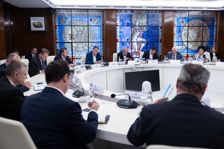 Az önkormányzati állások helyzetéről egyeztettek a Victoria-palotában