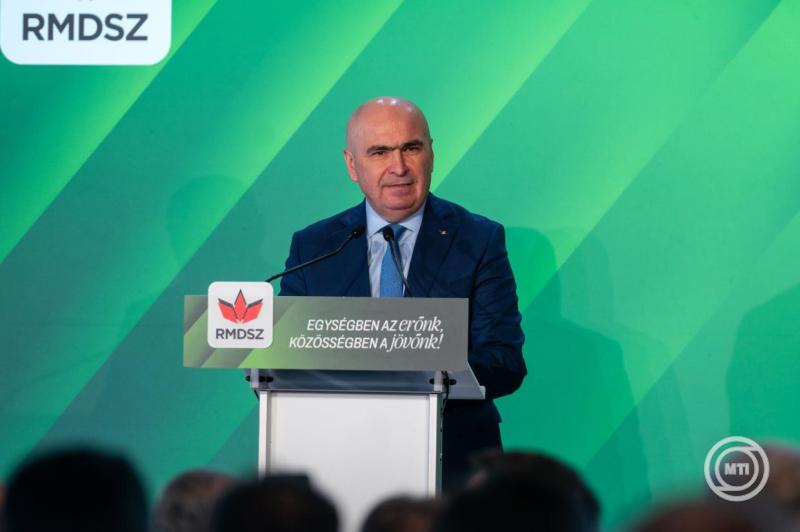 A román politikusok a kölcsönös tisztelet és az együttműködés fontosságát hangsúlyozták az RMDSZ kongresszuson