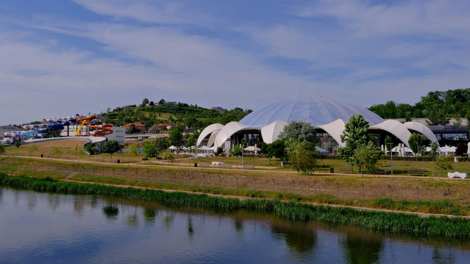 Másodfokú hőségriasztás lesz érvényben csütörtök reggeltől pénteg reggelig 12 megyében és a fővárosban