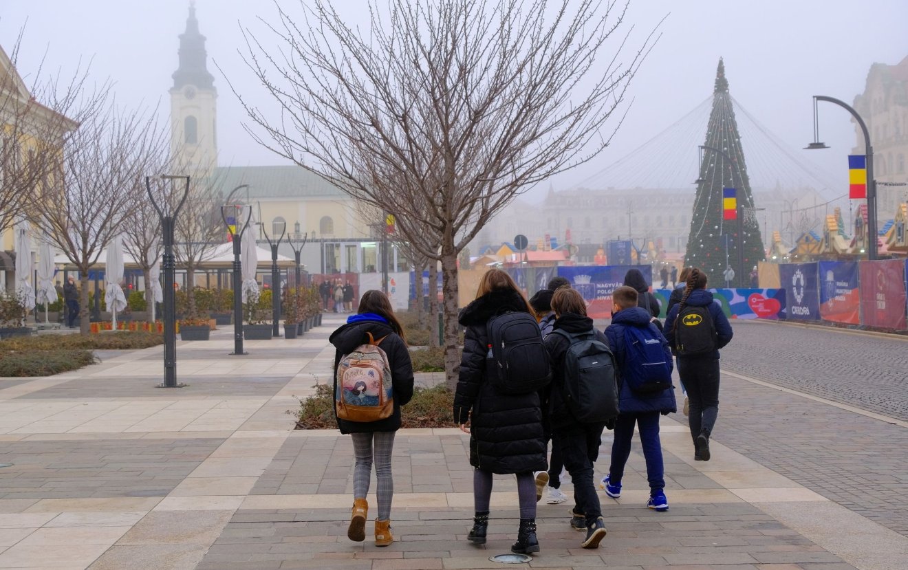 Hamarosan megkaphatják az uniós oktatási támogatást a hátrányos helyzetű diákok