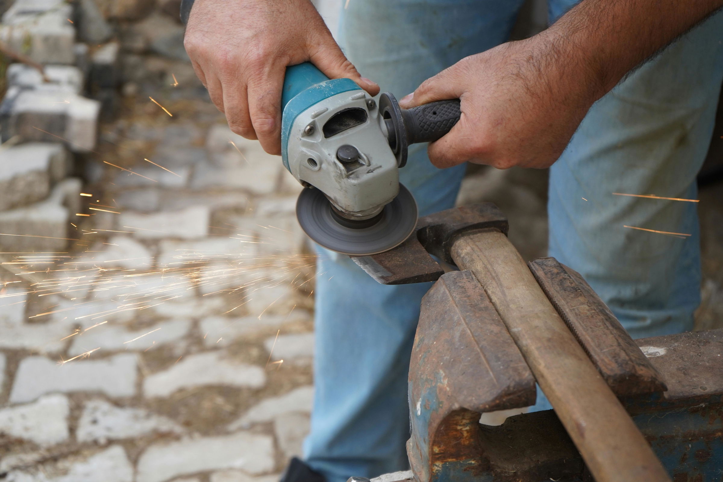 Szerszámokat lopott két oláhszentmiklósi férfi
