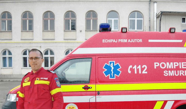 Egy Bihar megyei tűzoltó mentett életet a frankfurti reptéren