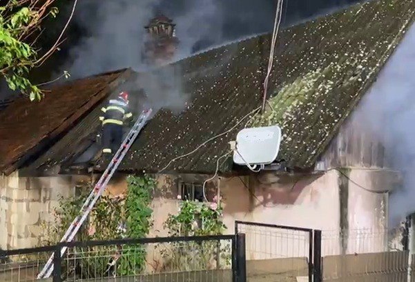 Ismét rossz állapotú kémények okoztak tüzet Bihar megyében