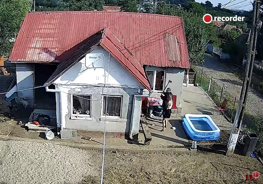 Felkavaró felvételek: térfigyelő kamera rögzítette a mezőméhesi gyilkosságot