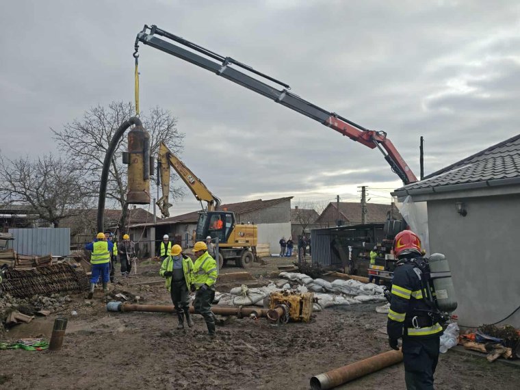 Megkezdődött a szentimrei gázkút lezárása│VIDEÓ