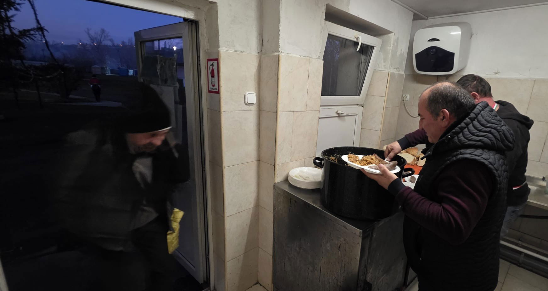 Közös karácsonyi vacsora a hajléktalanoknak