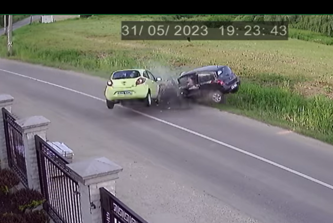 A sofőr felfüggesztett börtönnel megúszta, a szülők kártérítést kapnak | VIDEÓ