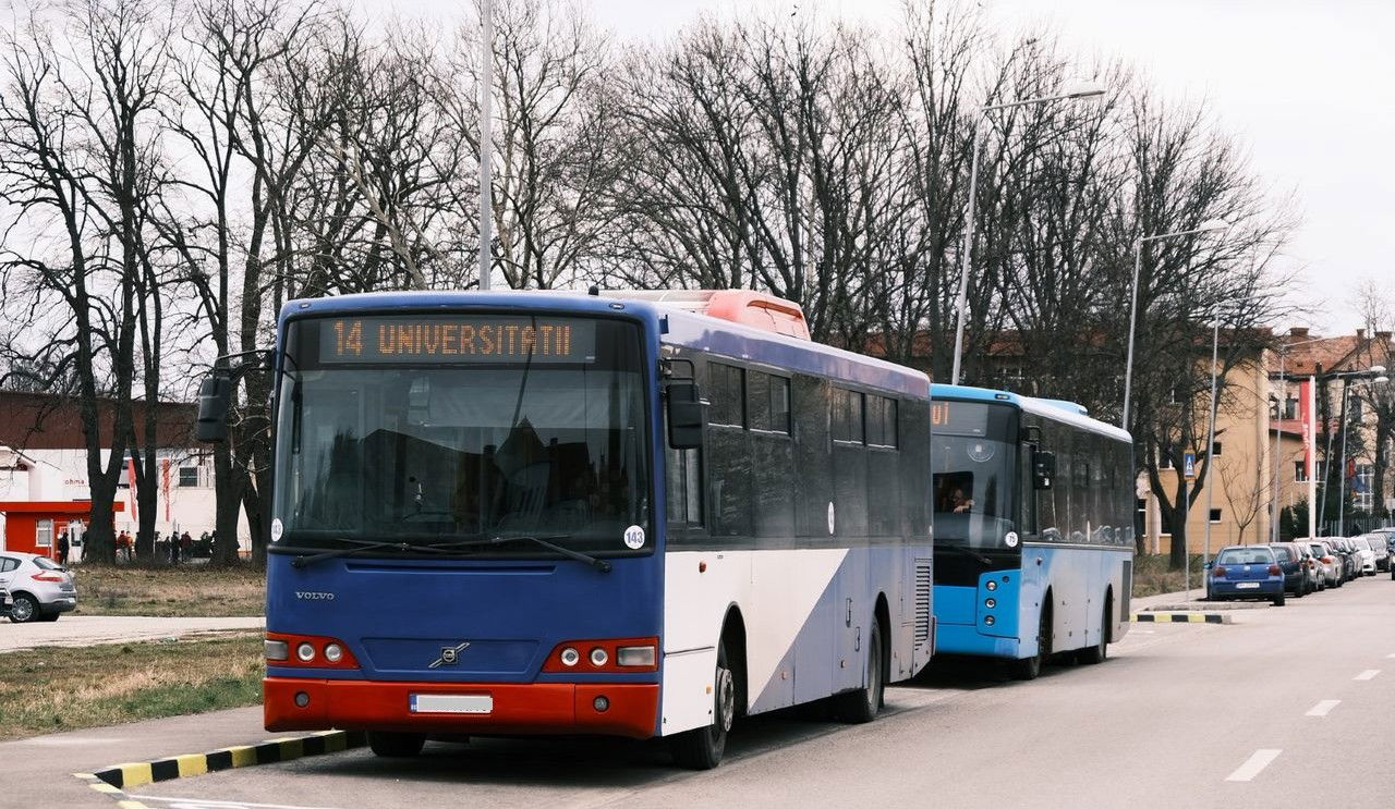 Módosított útvonalon közlekedik több busz Nagyváradon