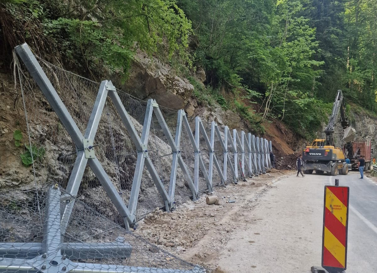 Továbbra is zárva az Erdélyi-szigethegység út egy szakasza