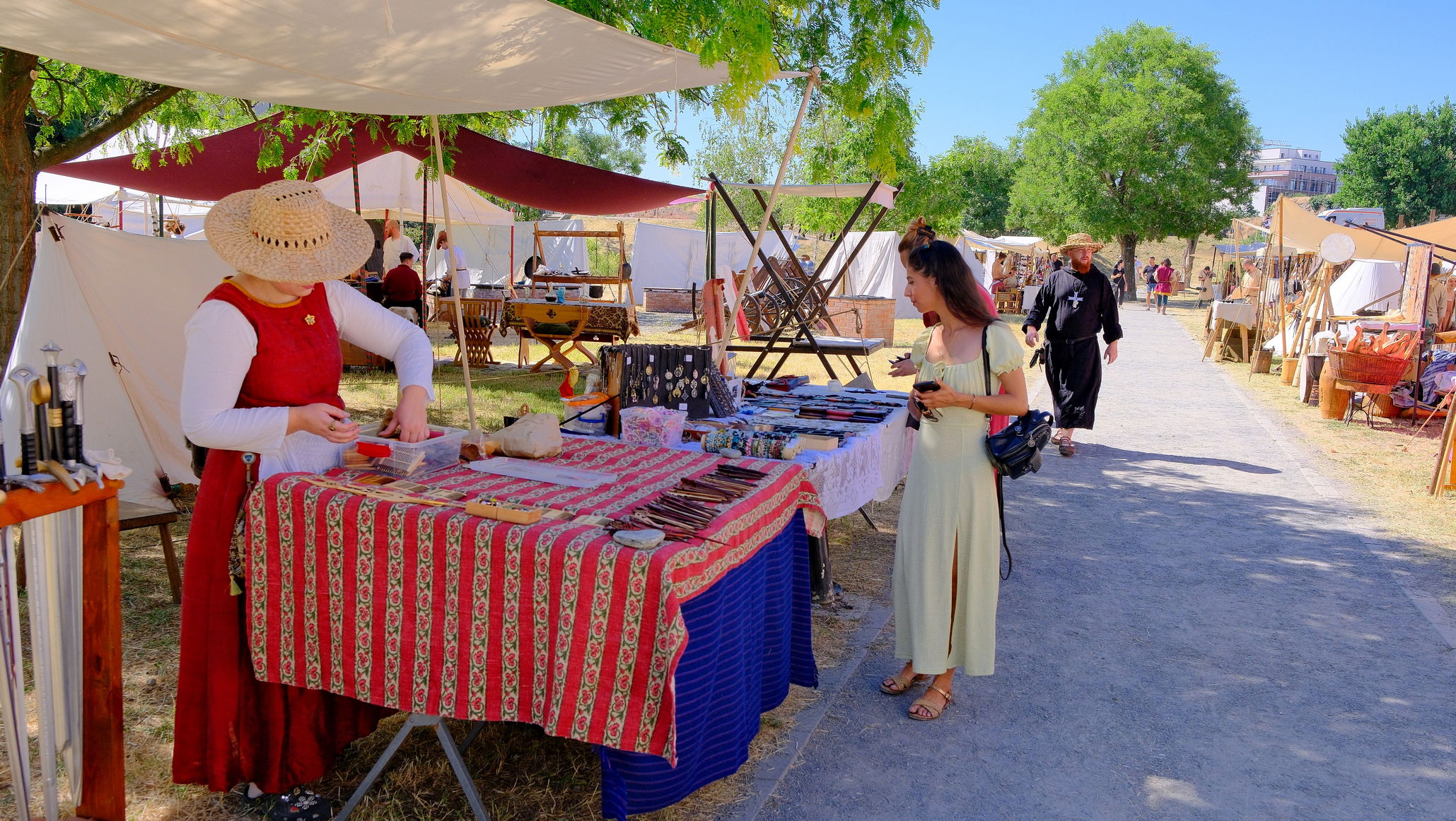 „Továbbálltak” a hagyományőrzők, véget ért a Középkori Fesztivál