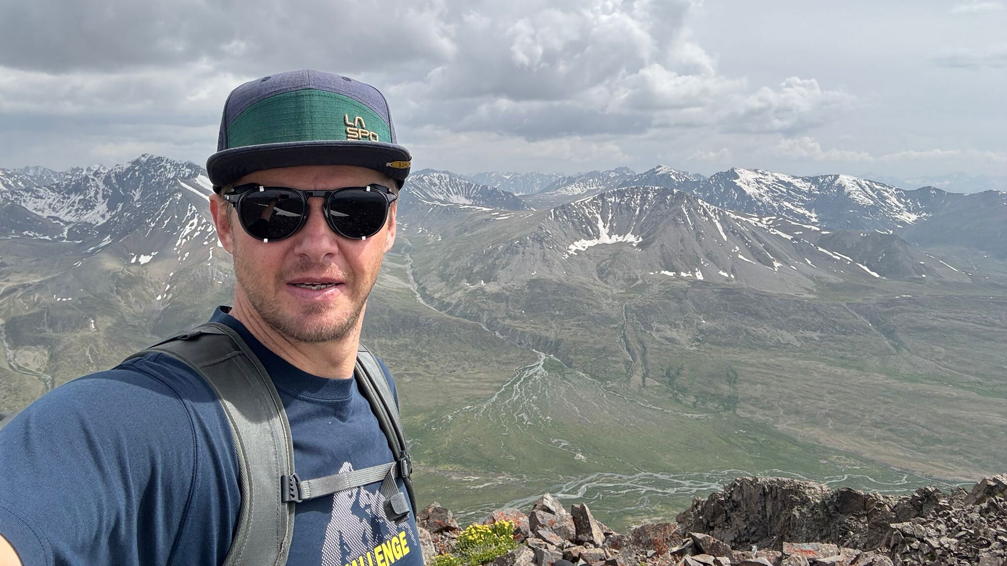 Megérkezett a K2 alaptáborába Varga Csaba