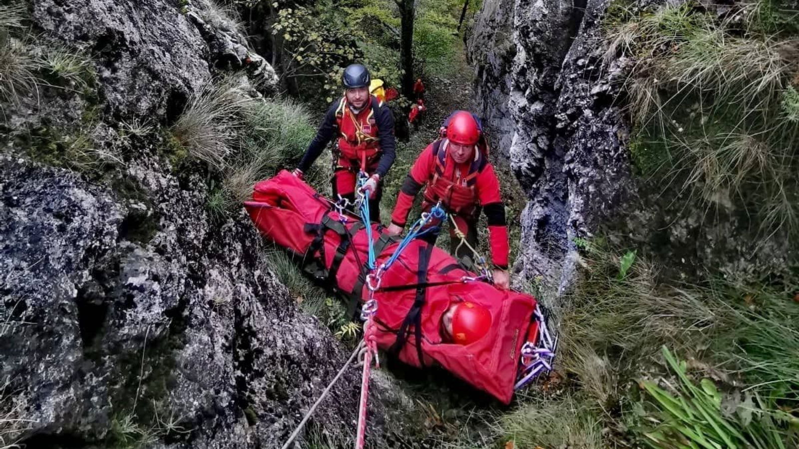 Van, amikor az életmentőknek is segítségre van szükségük