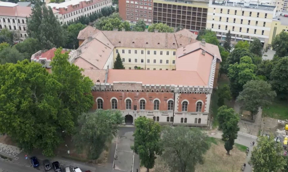 Elkezdődnek a temesvári Hunyadi-kastély helyreállítási munkálatai