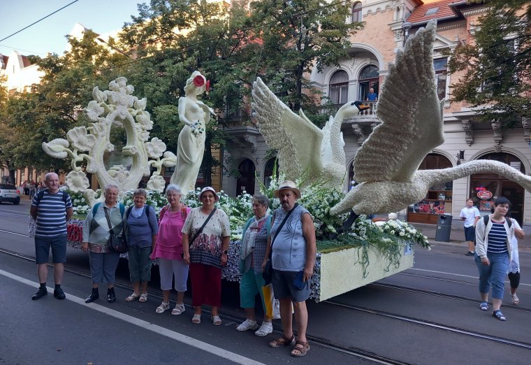 Váradiak a Debreceni Virágkarneválon