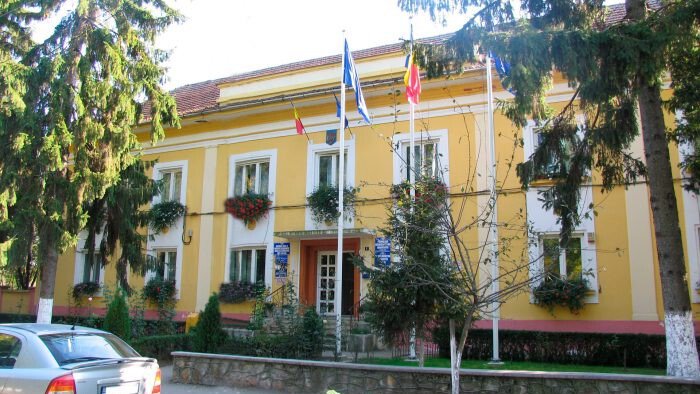 Már eleve kevés alkalmazottal működnek a magyar önkormányzatok Bihar megyében, sokukat nem érinti a létszámleépítés