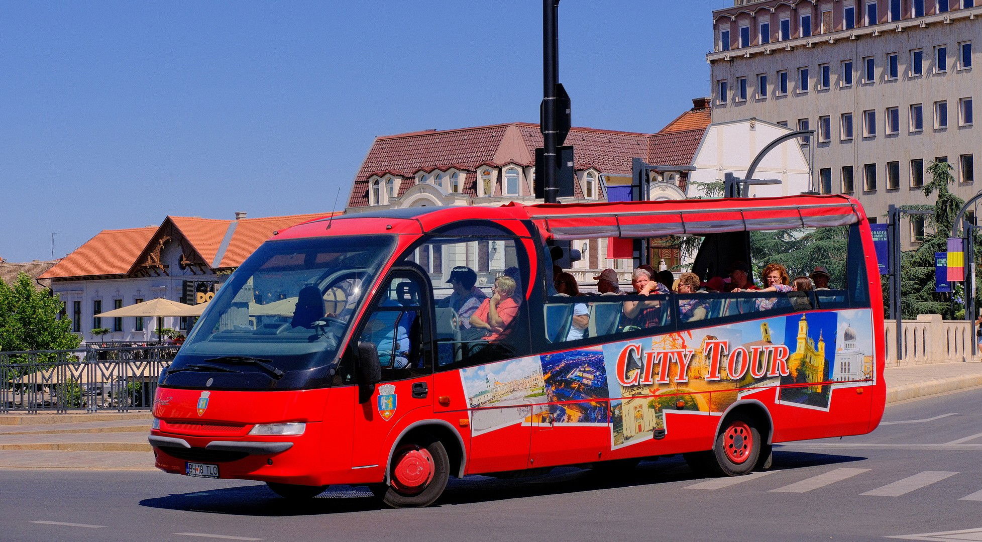 Sétabuszozás a hosszú hétvégén is