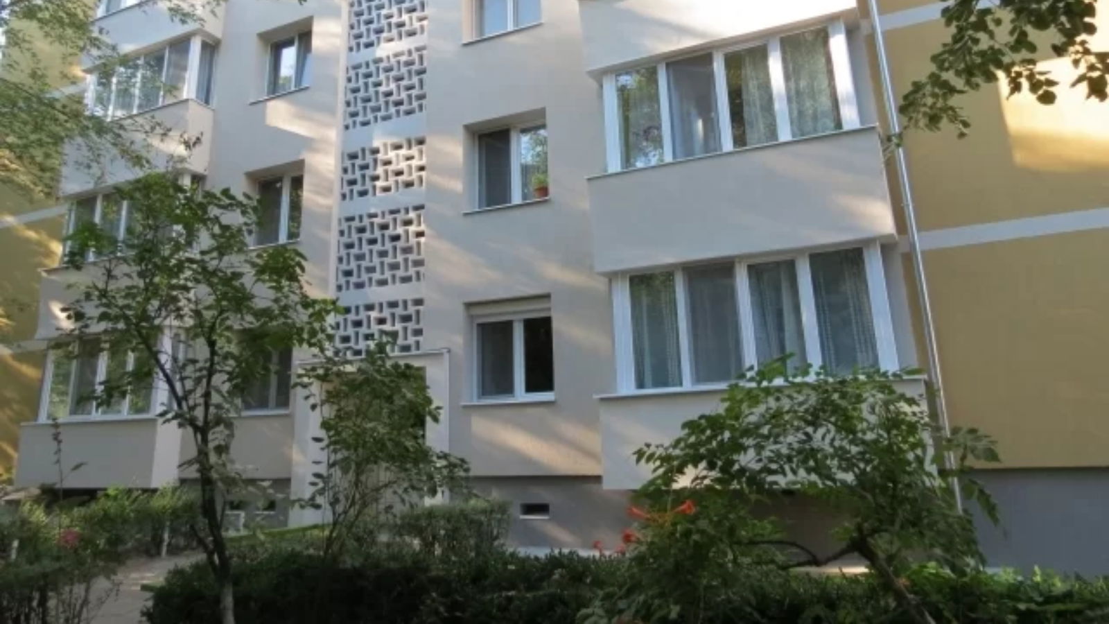 Megújuló tömbházak Nagyváradon