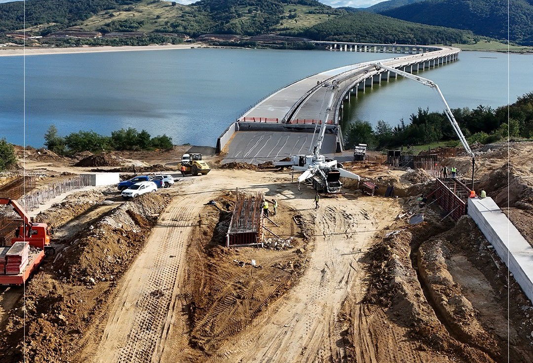 Fontos fejezet kezdődött a Bihar megyei sztrádaszakasz építésében