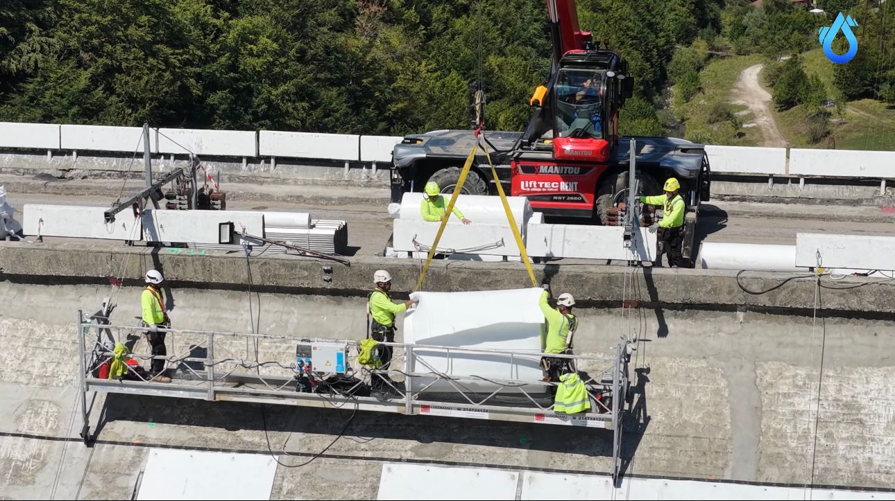 Romániában úttörő műszaki megoldást alkalmaznak a Jád-völgyi víztározónál | VIDEÓ!