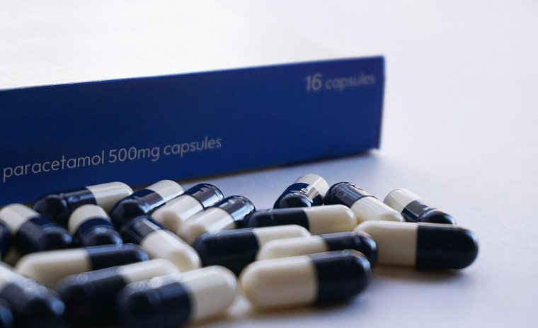 A gyógyszerügynökség álláspontjára vár az egészségügyi miniszter a paracetamol mellékhatásait illetően