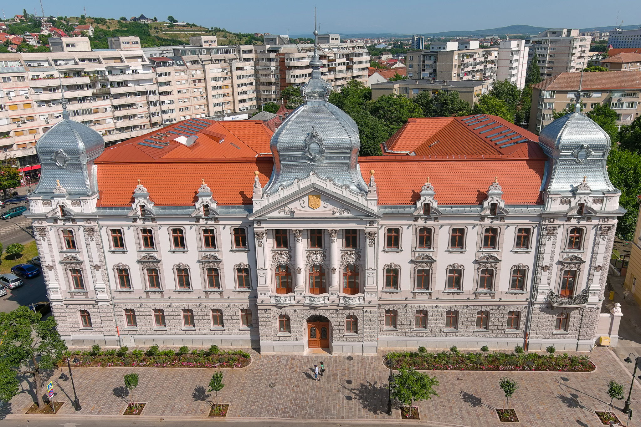 Bebútoroznák a Bihar Megyei Tanács leendő székhelyét