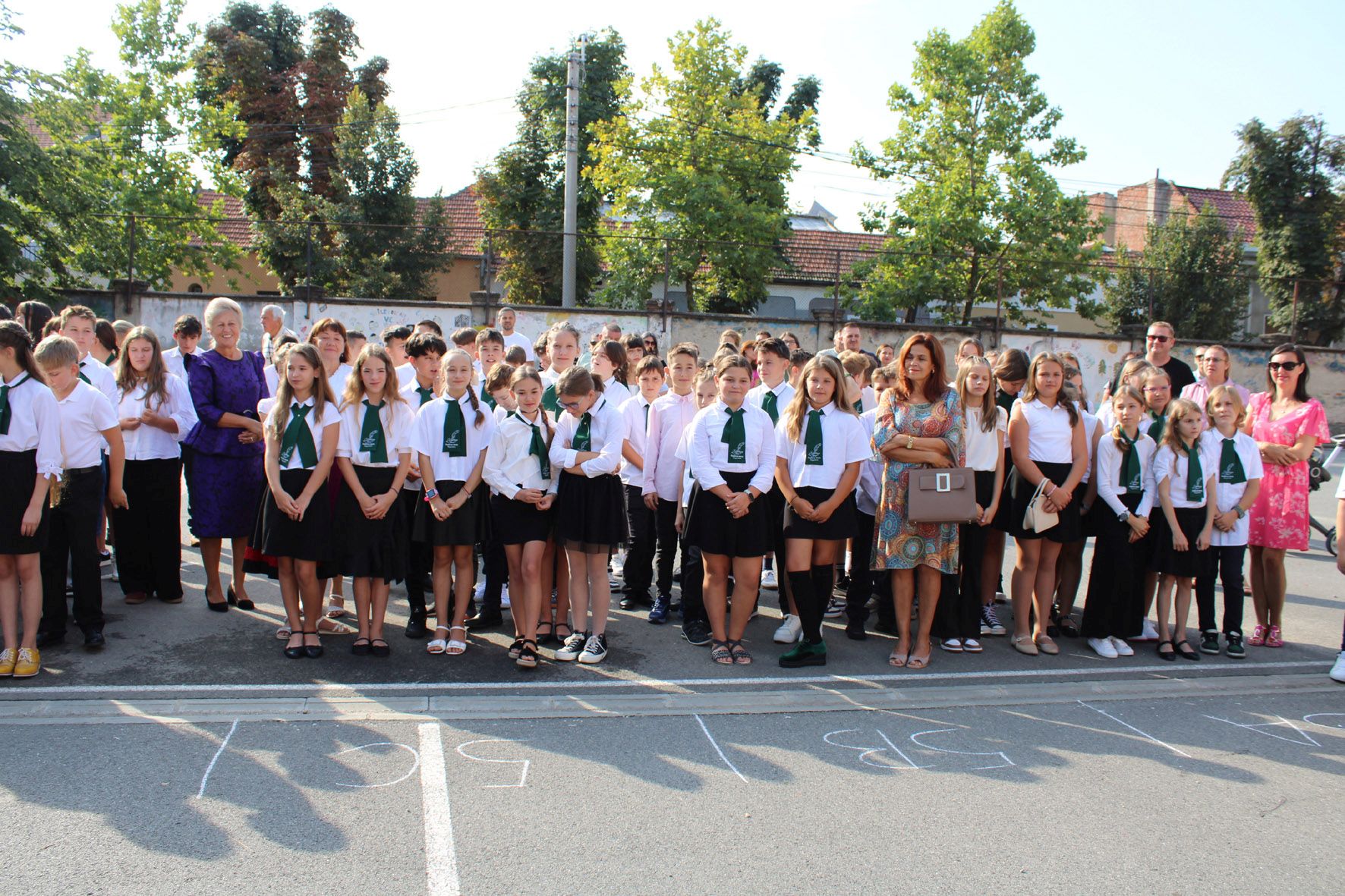 Becsengettek a Szacsvay Imre Általános Iskolában | FOTÓK és VIDEÓ