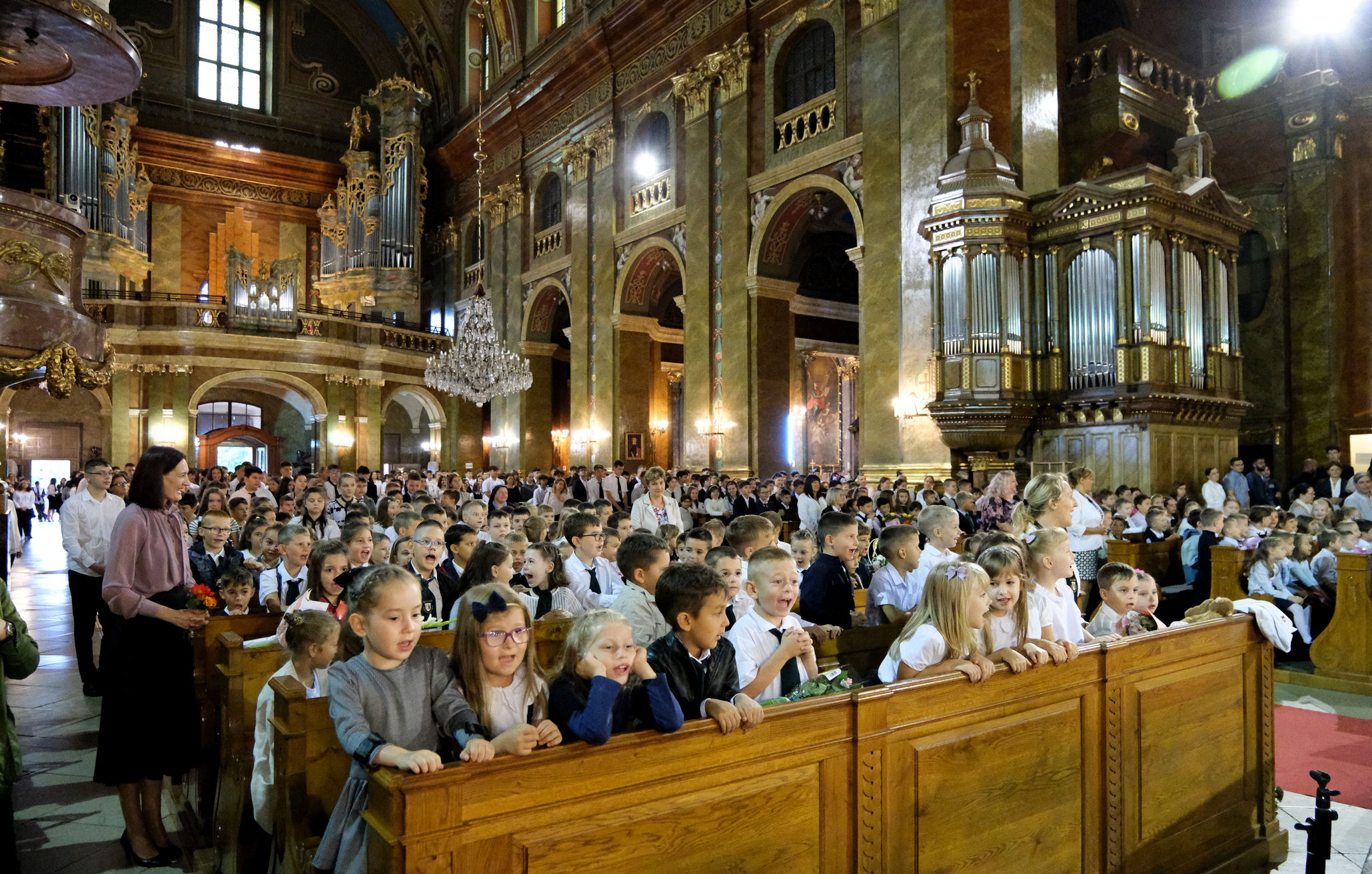 Egy nappal később tartották a Szent László Líceum tanévnyitó ünnepségét