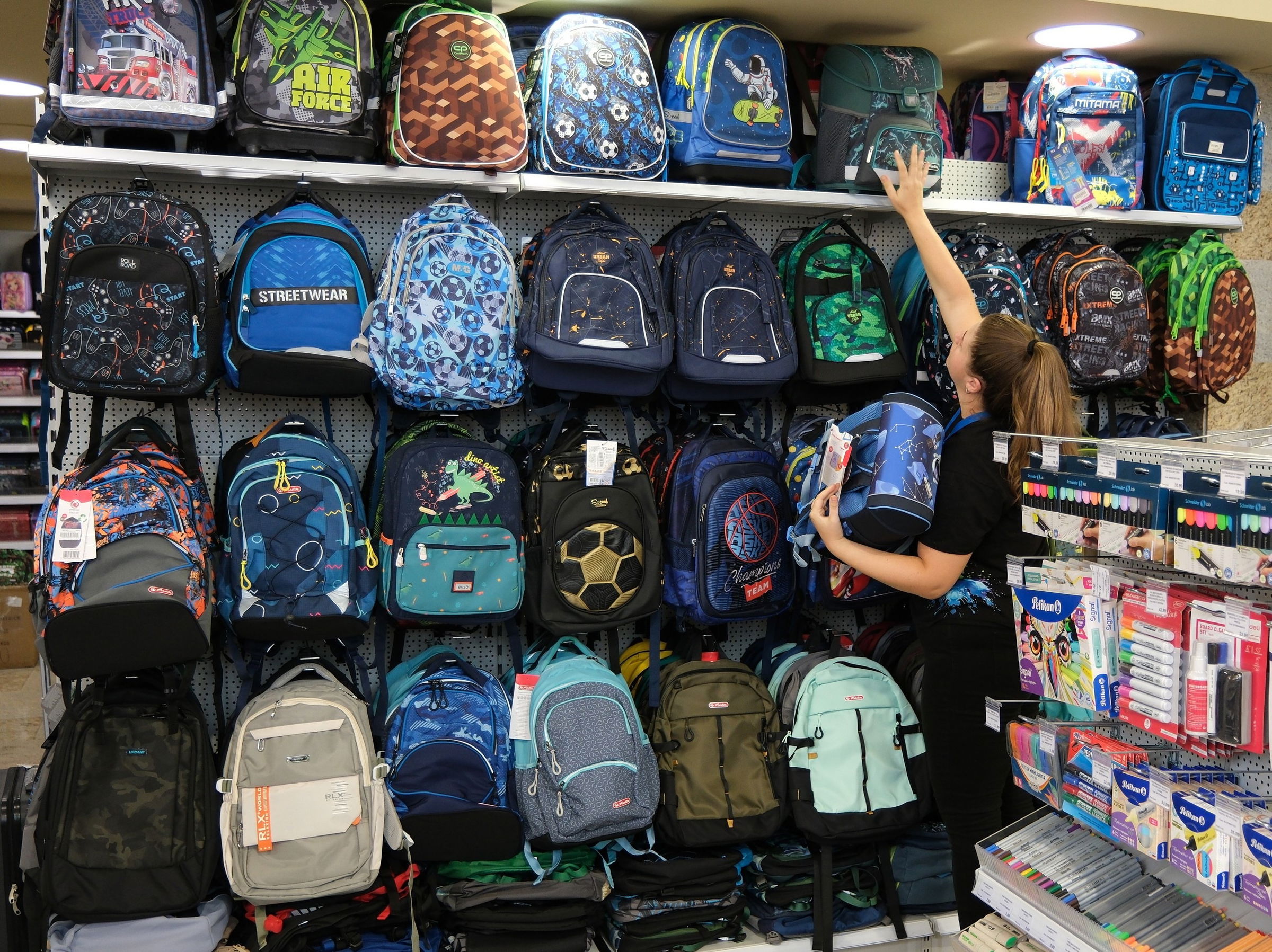 Ennyibe kerülhet az iskolakezdés 2025-ben